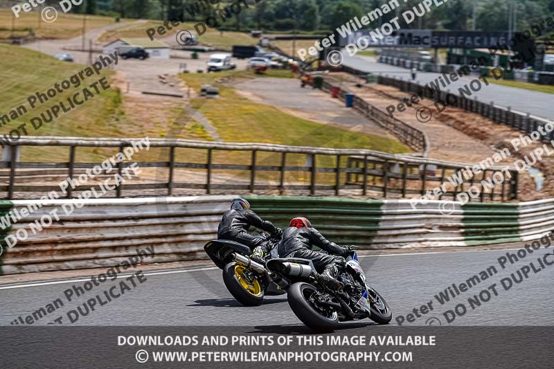 enduro digital images;event digital images;eventdigitalimages;mallory park;mallory park photographs;mallory park trackday;mallory park trackday photographs;no limits trackdays;peter wileman photography;racing digital images;trackday digital images;trackday photos